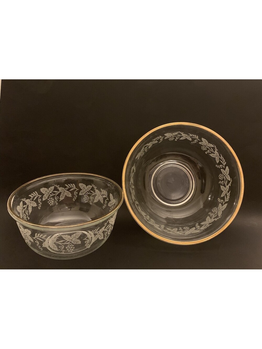 Bartlett Collins,2 mixing bowls, edged grapevine Ivy leaves, gold trim